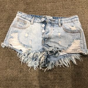 NWT distressed shorts